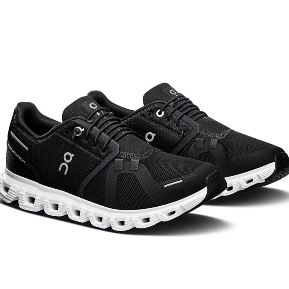On Running Dual-Tone Athletic Shoes